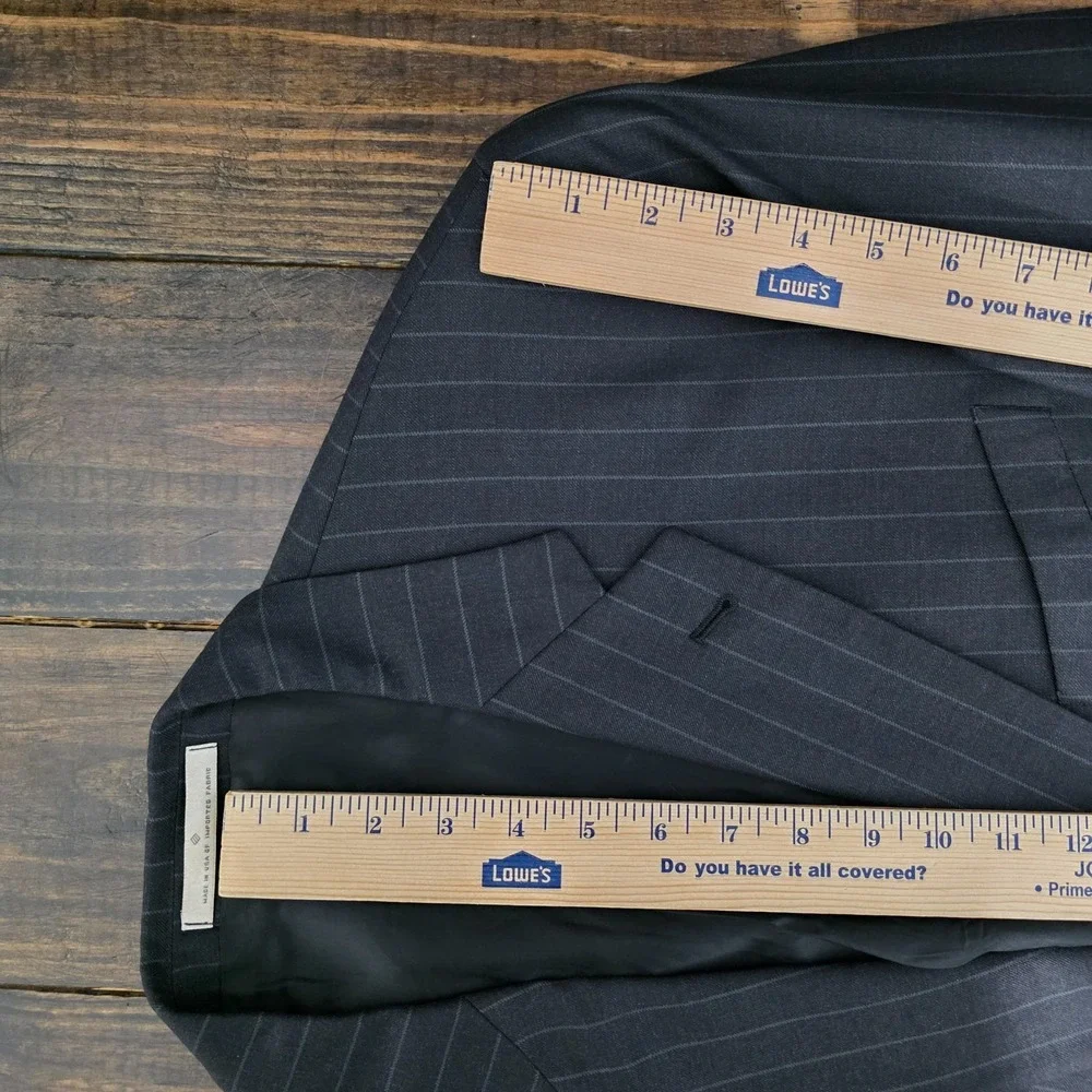 Joseph Abboud Men's Sport Coat Blazer Two Button‎ Charcoal Striped Wool Size 42R